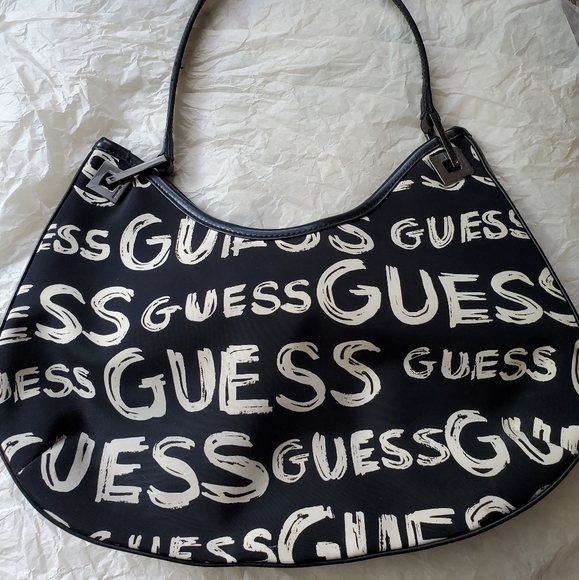 Guess print graffiti hobo handbag with magnetic closure - Picture 2 of 9
